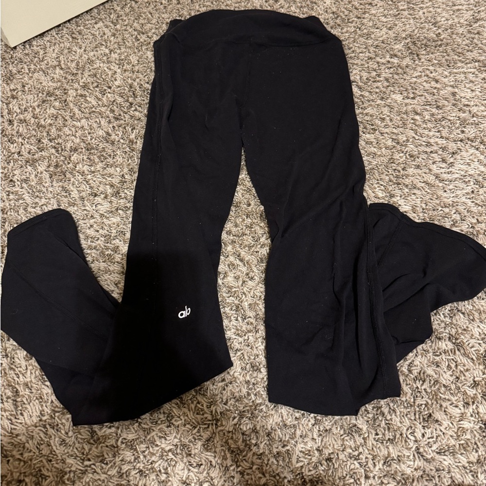 Alo Yoga pants